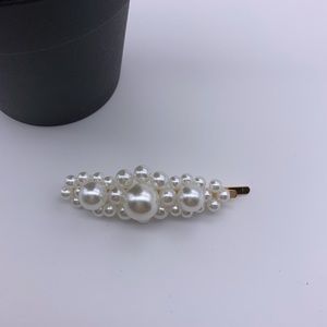Chic new faux pearl hair Clip